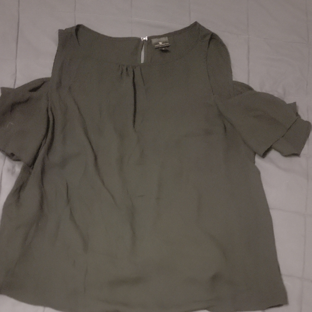 Worthington Windsor Black Cold-Shoulder Blouse